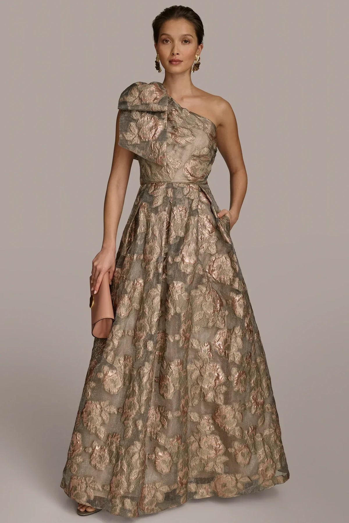 ONE SHOULDER BOW JACQUARD BALL GOWN
